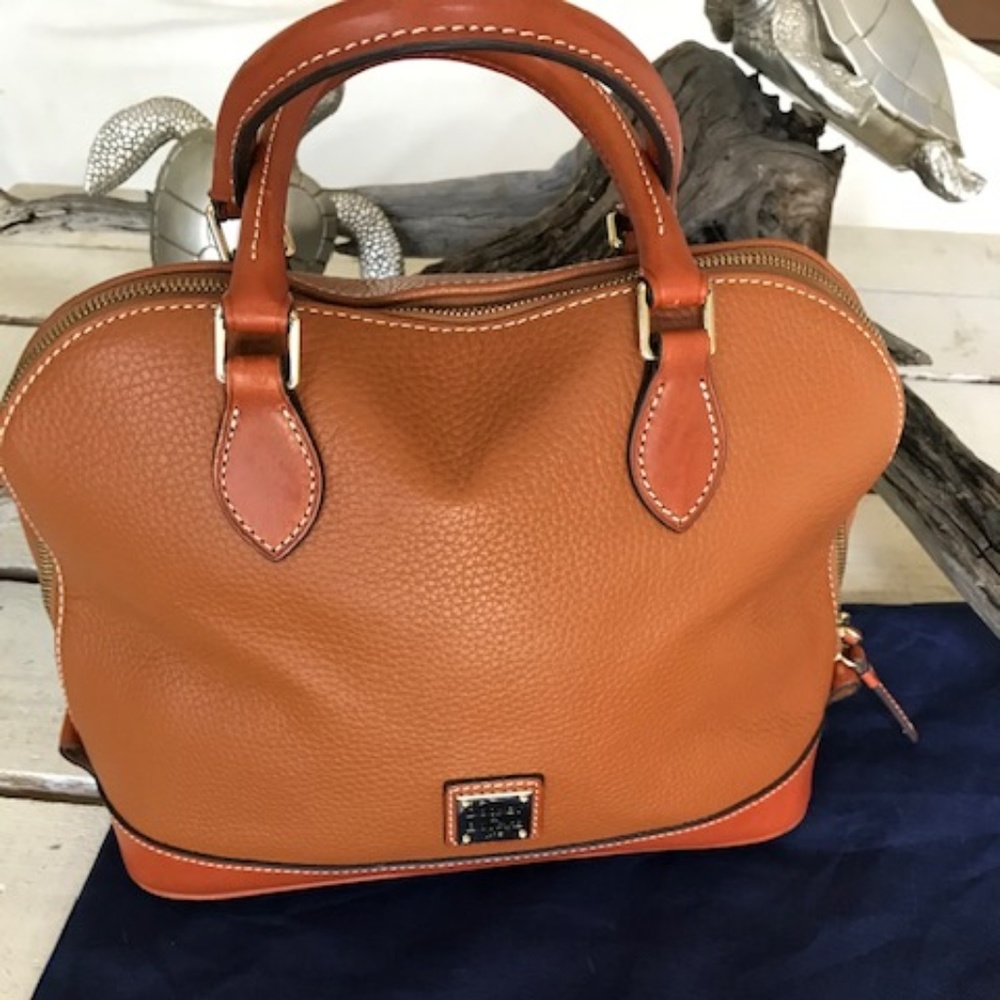 Dooney & Bourke Pebble Grain Zip Zip Handbag